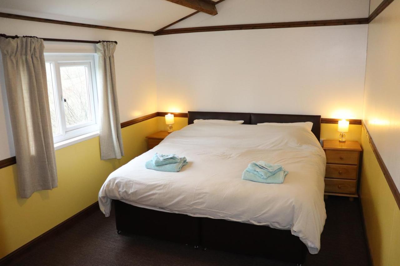 4 Bedroom Holiday Lodge In Welsh Hillside Woodland Llandrindod Wells Kültér fotó