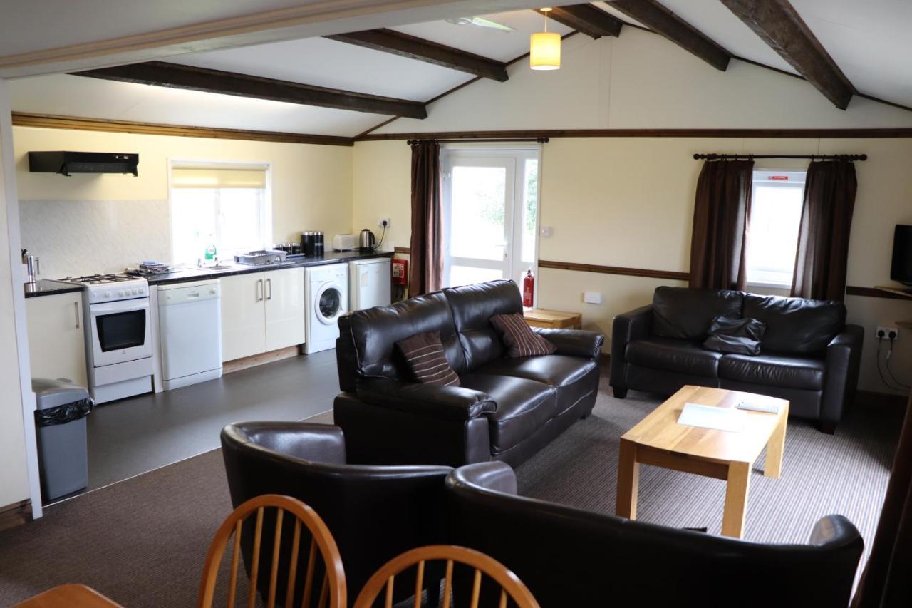 4 Bedroom Holiday Lodge In Welsh Hillside Woodland Llandrindod Wells Kültér fotó